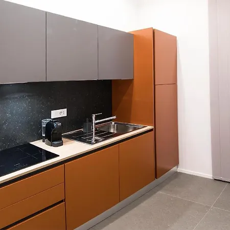 Three Toledo Apartament Neapol