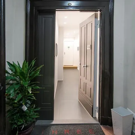 Three Toledo Apartamento *