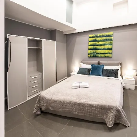 Three Toledo Apartmán