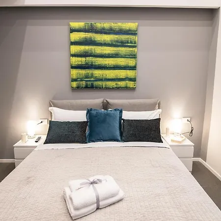 Three Toledo Apartman *