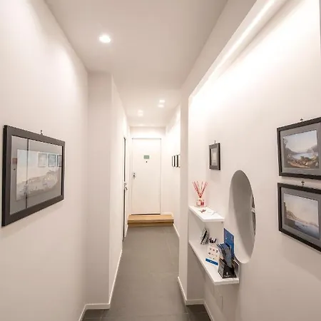 Three Toledo Apartman Nápoly
