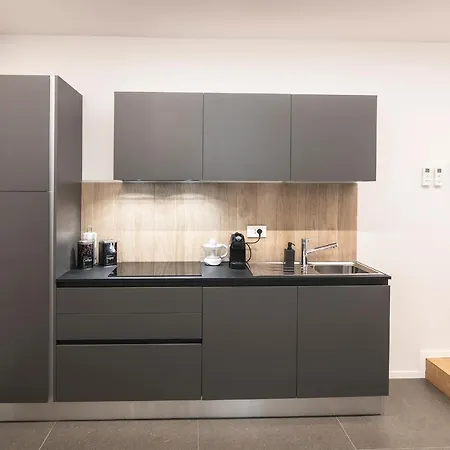 Three Toledo Apartman *